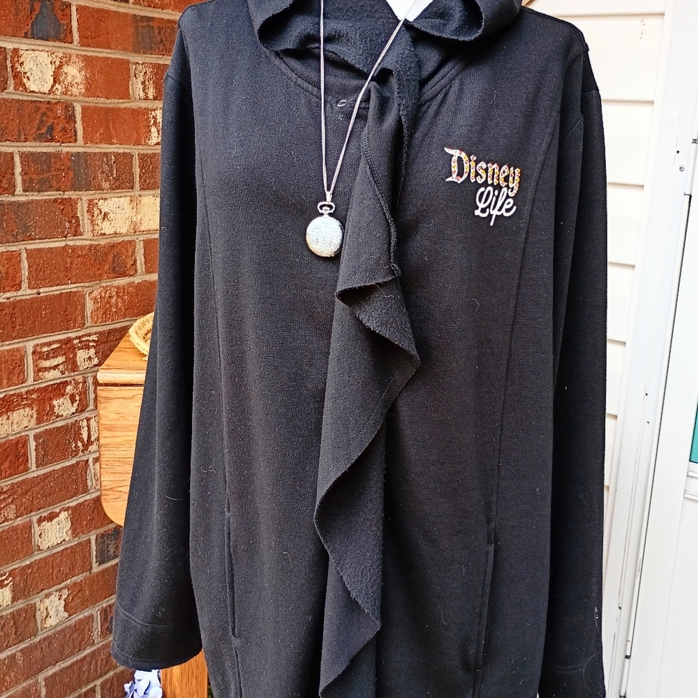 DISNEY PARKS AUTHENTIC ORIGINALS SZ 2X JET BLACK HOODED RHINESTONE  CAPE JACKET